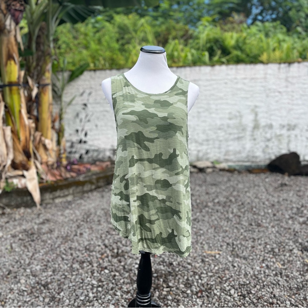 Old Navy Camouflage Tank Top